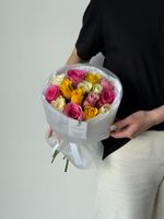 Букет из розы разных оттенков (35см) 15 шт