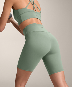 OYSHO Легинсы-велосипедки Comfortlux с высокой посадкой длиной 20 см, бледно-зеленый