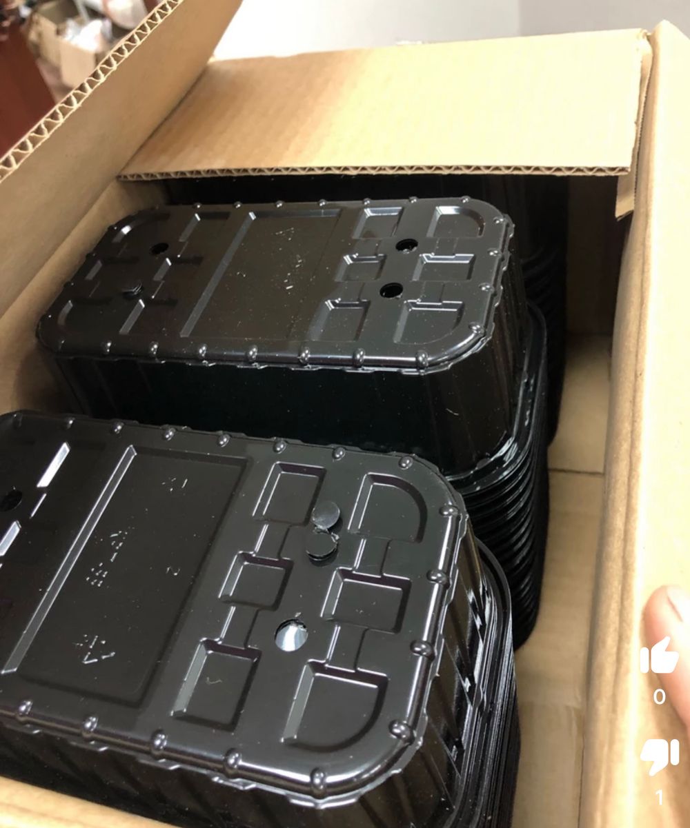 Бокс ягодный (высокий, черный, 500мл)