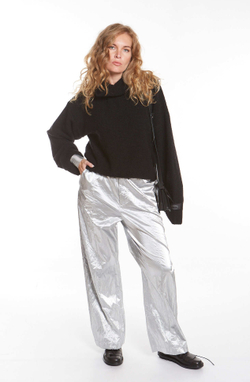 ВОДОЛАЗКА ИЗ БУКЛЕ-ШЕРСТИ