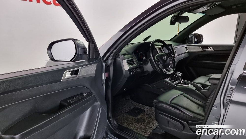 KG Mobility (Ssangyong) Rexton Sports KHAN Дизель 2.2 4WD (08.2019)