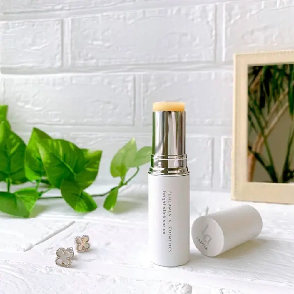 UTP Корректирующая сыворотка-стик с плацентой - Bright Stick Serum,8 г