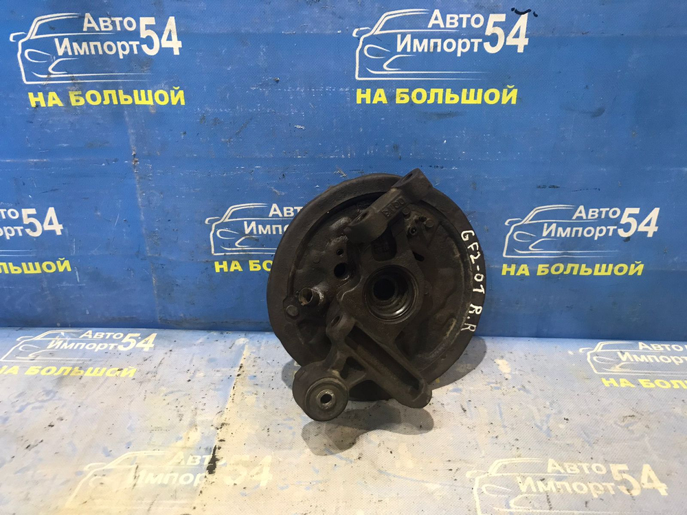 Ступица задняя правая SUBARU IMPREZA 2000