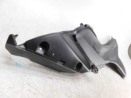 Пластик боковой левый Honda NC700X RC63 83701-MGS-D300,