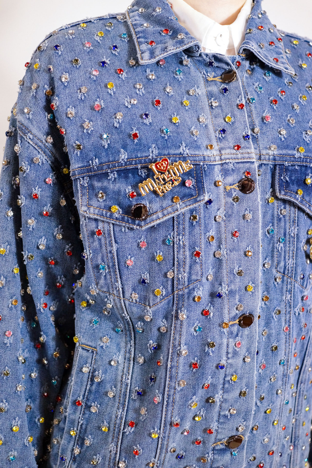 60A721D4-2026-4F48-9B48-99D019F57B13