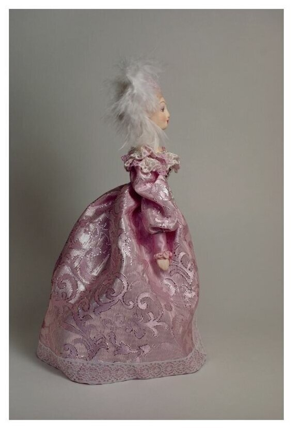 Кукла коллекционная Дама в придворном платье.