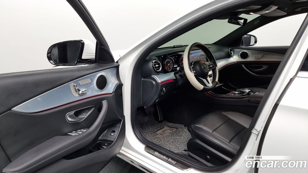 Mercedes-Benz E-Class W213 E250 Avangarde (02.2020)
