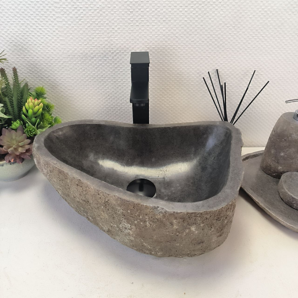Раковина из речного камня RS-63684 (46*35*15) 0122