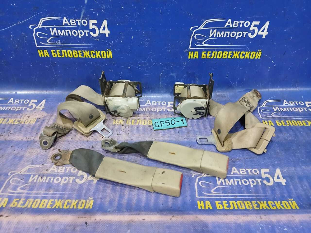 Ремни безопасности задние NISSAN CIMA 2002