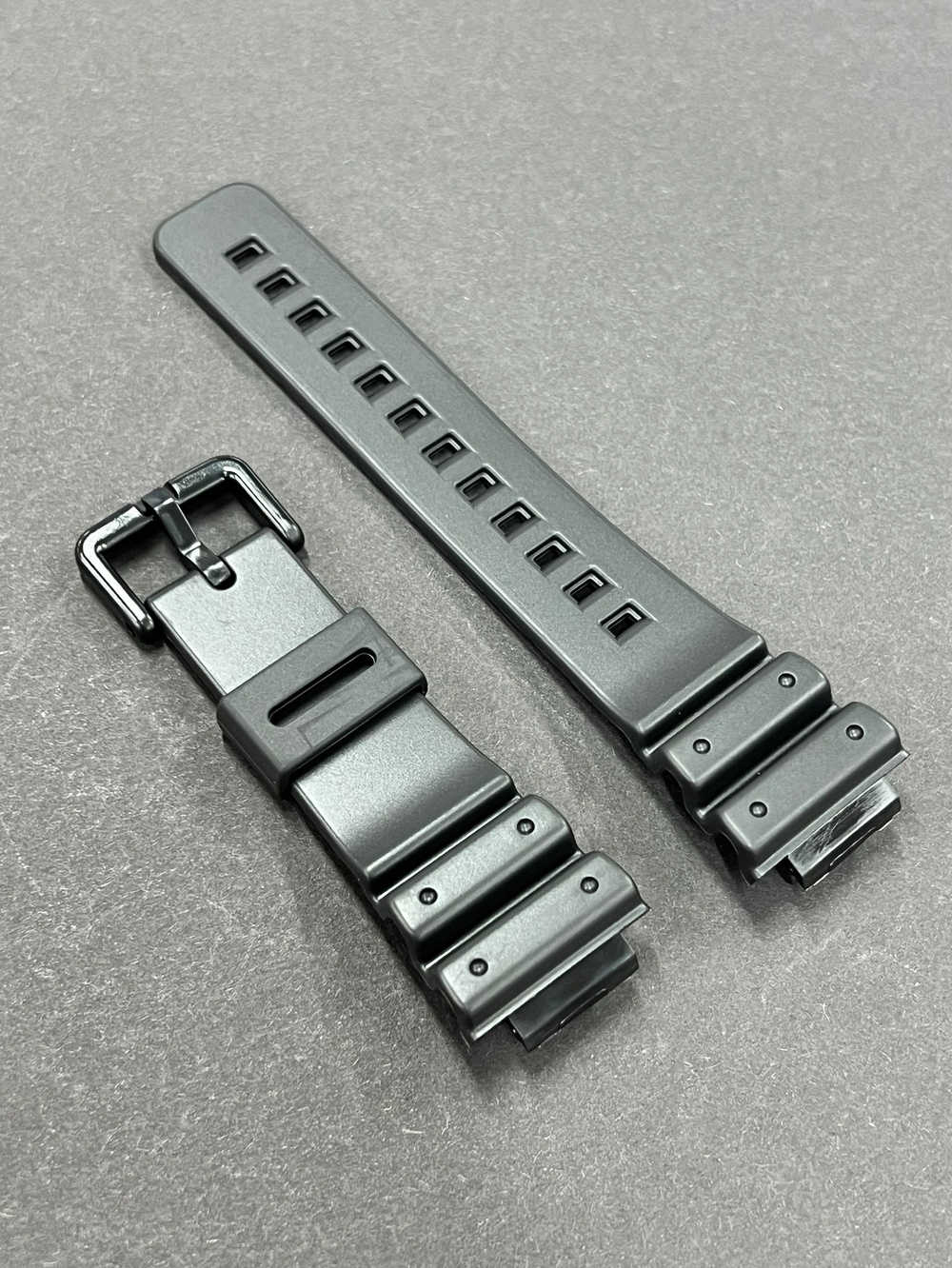 Ремешок Casio DW-6900-1V