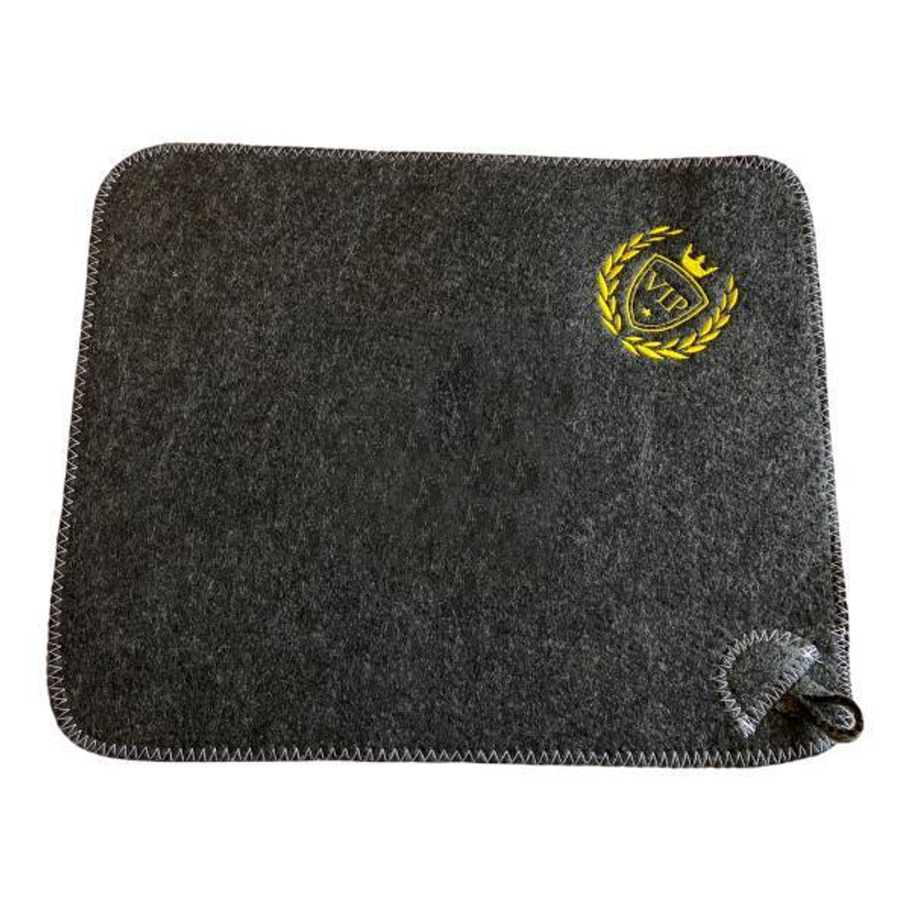 Коврик банный серый с вышивкой "VIP" 30% шерсть/70% полиэфир