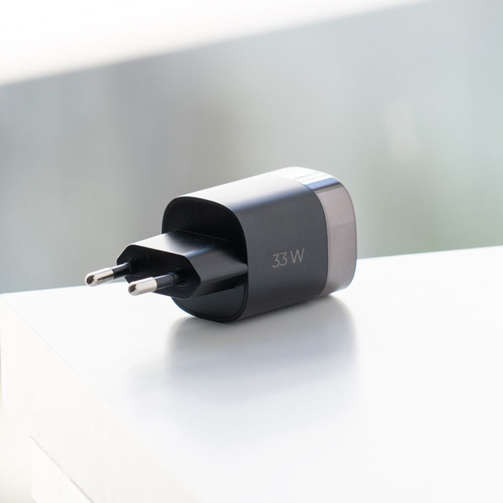 Сетевое зарядное устройство Wall Charger USB-C + USB-A, 33Вт, PD, QC, черный