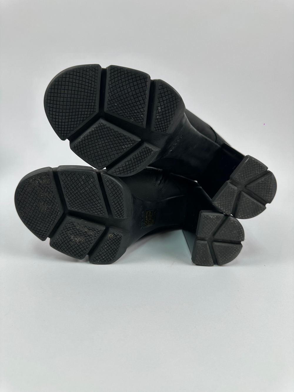 Ботильоны Prada