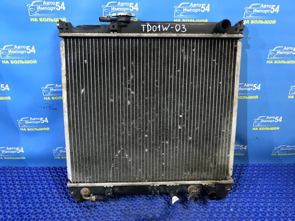 Радиатор двигателя SUZUKI ESCUDO 1995