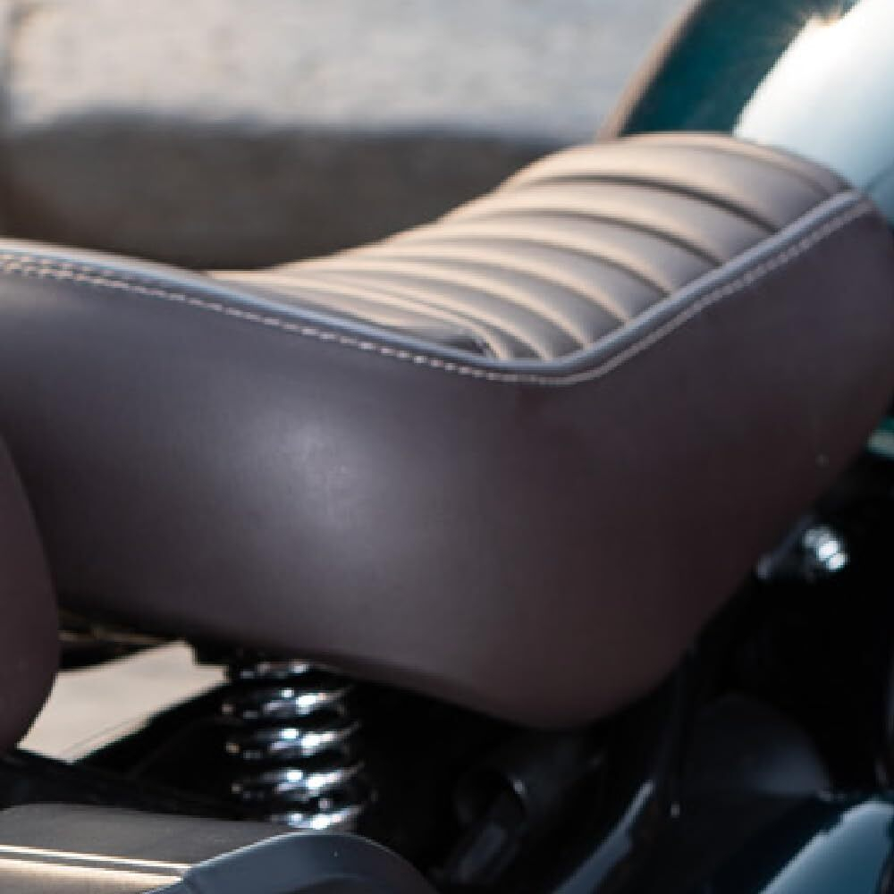 Сиденье Royal Enfield, коричневое Touring Rider Seat – Classic 350, арт. KXA00070