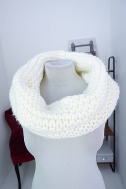 Снуд Bershka теплый и уютный