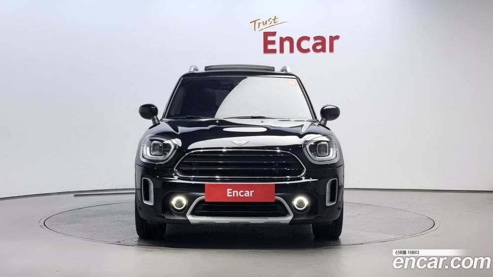 Mini Cooper Countryman Classic Plus (03.2022)