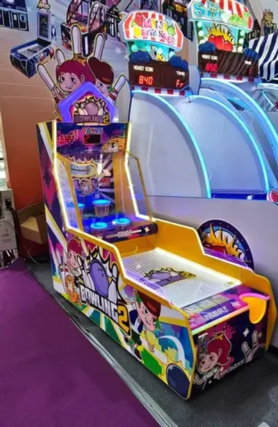 Детский игровой автомат «Боулинг-Арена»