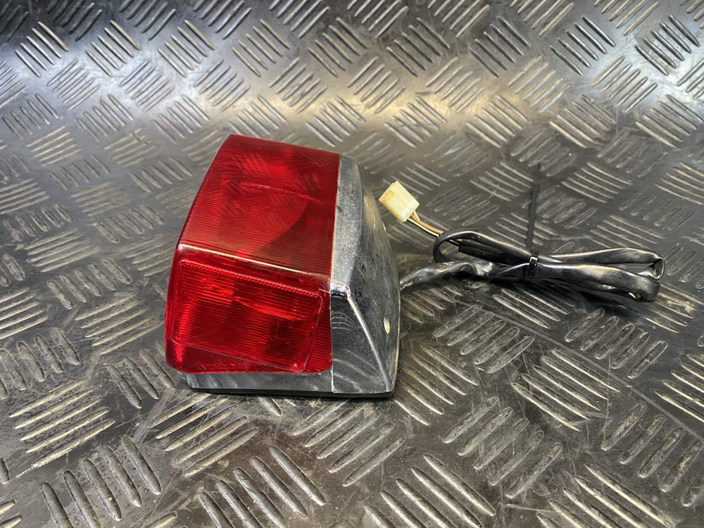 Стоп-сигнал Suzuki Intruder VS750 VR51A