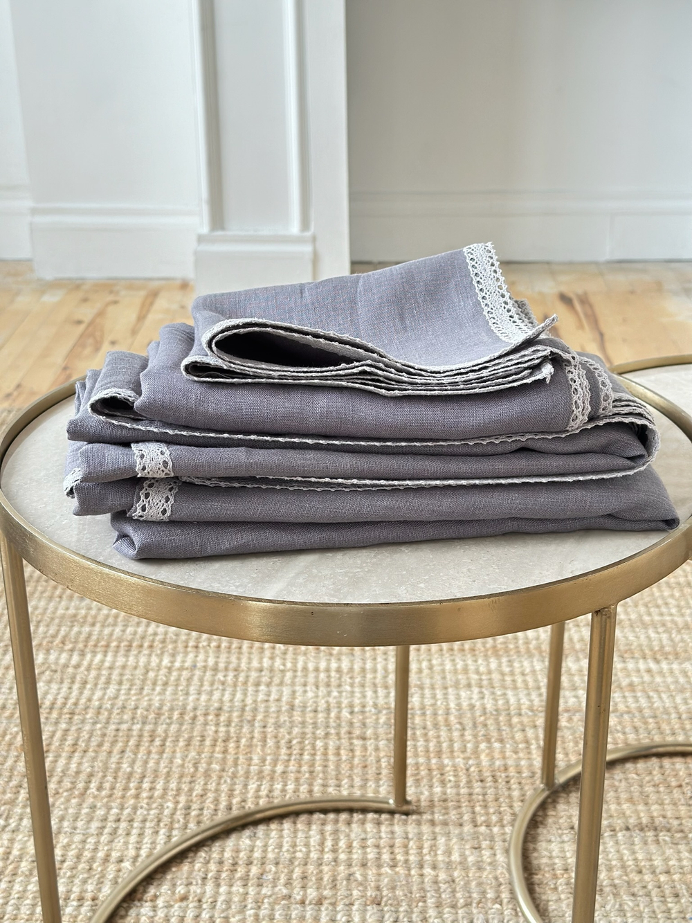 Скатерть изо льна