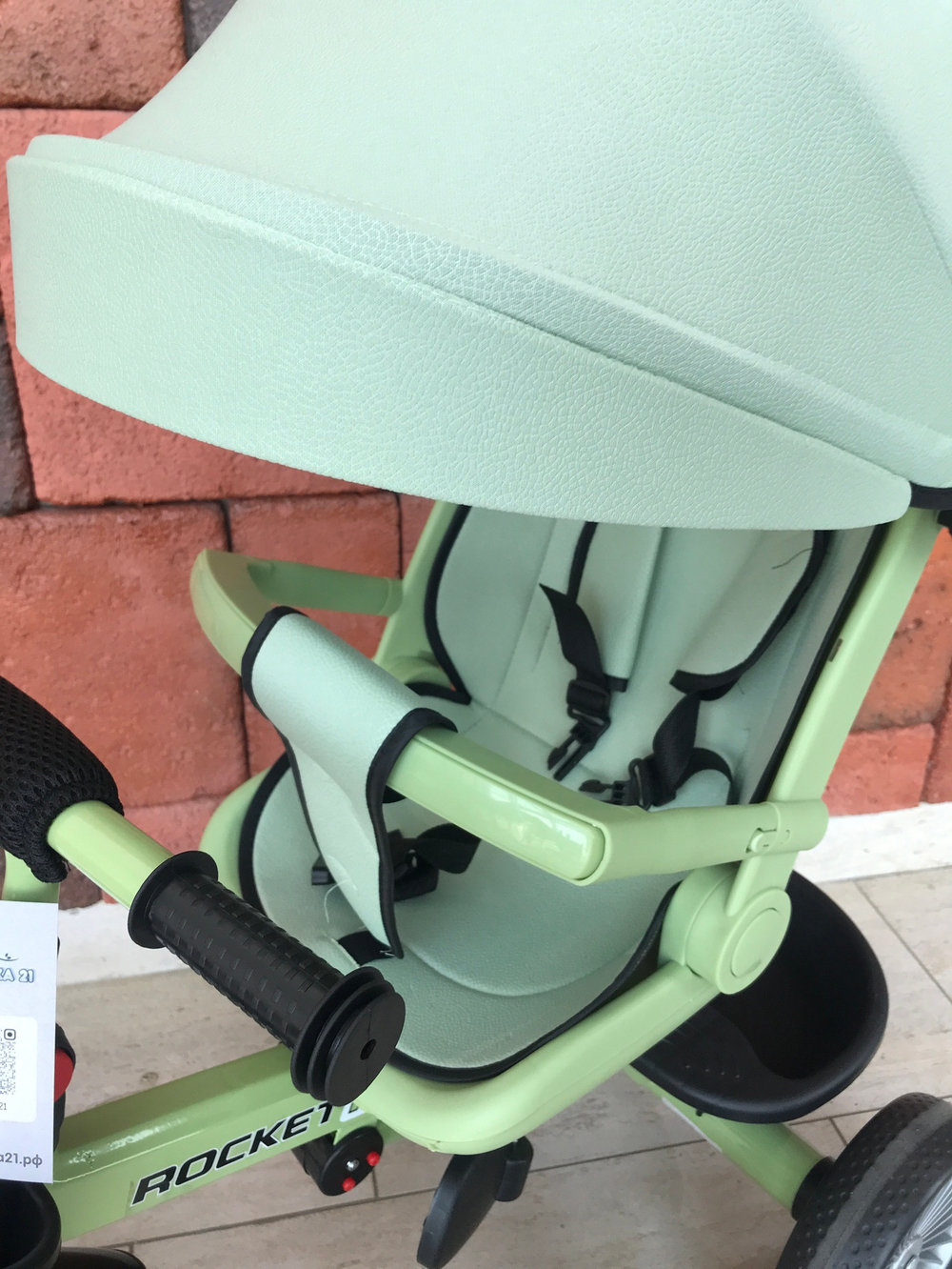 Велосипед 3-х колесный "Ракета 251" Зеленый (колеса EVA, 2 корзины, подставка для ног,скл. козыр