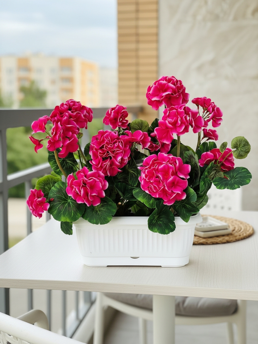 Искусственные цветы Герань вишневая 40см в балконном ящике