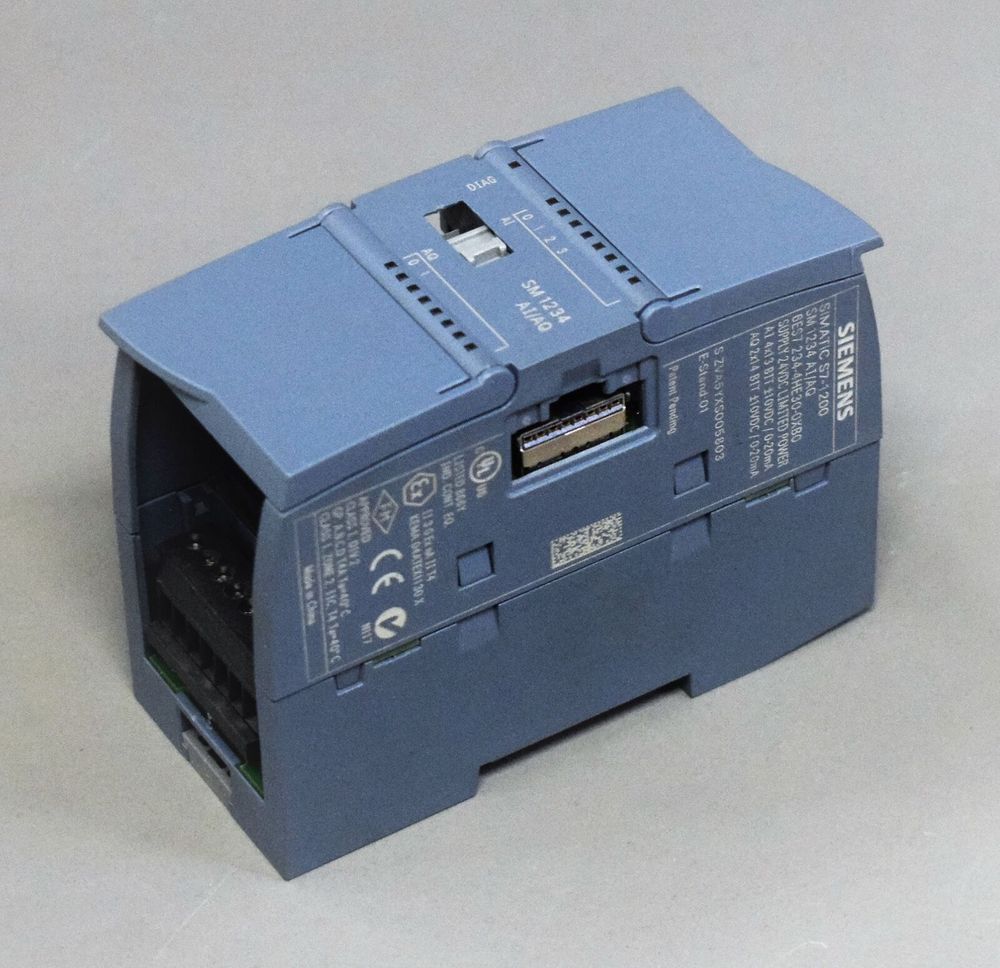 SIEMENS 6ES7234-4HE30-0XB0