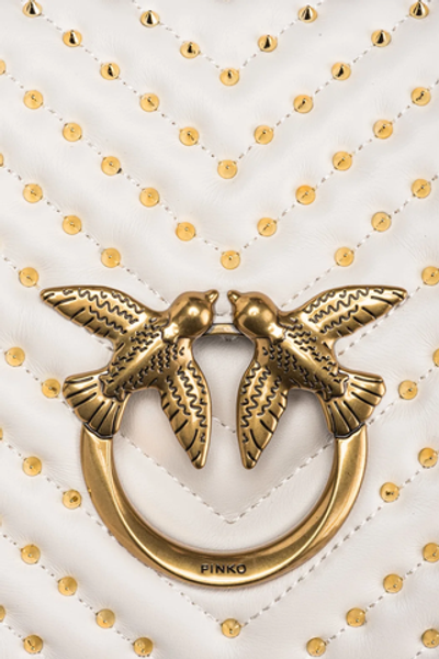 CLASSIC LOVE BAG CLICK CHEVRON STUDS – white-antique gold