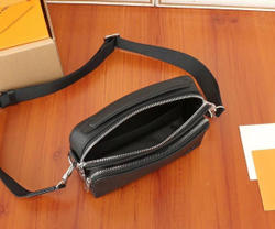 Мессенджер-Сумка через плечо Louis Vuitton Avenue