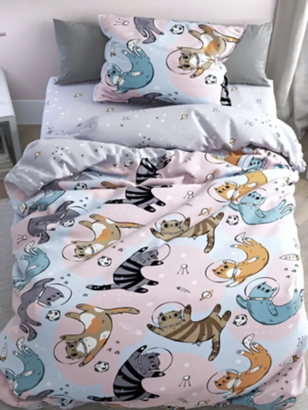 КПБ «Павлайн» FreeDom бязь 1,5 сп. «Коты в Космосе» вид 1 с 1 нав. 70*70