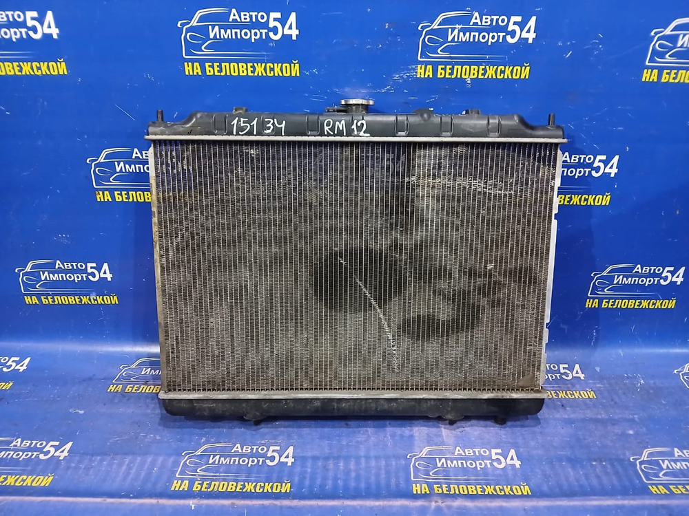 Радиатор двигателя NISSAN LIBERTY 2001-2004
