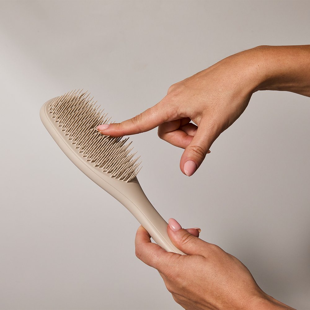 TANGLE TEEZER Расческа The Ultimate Detangler Matte Pumice Gray