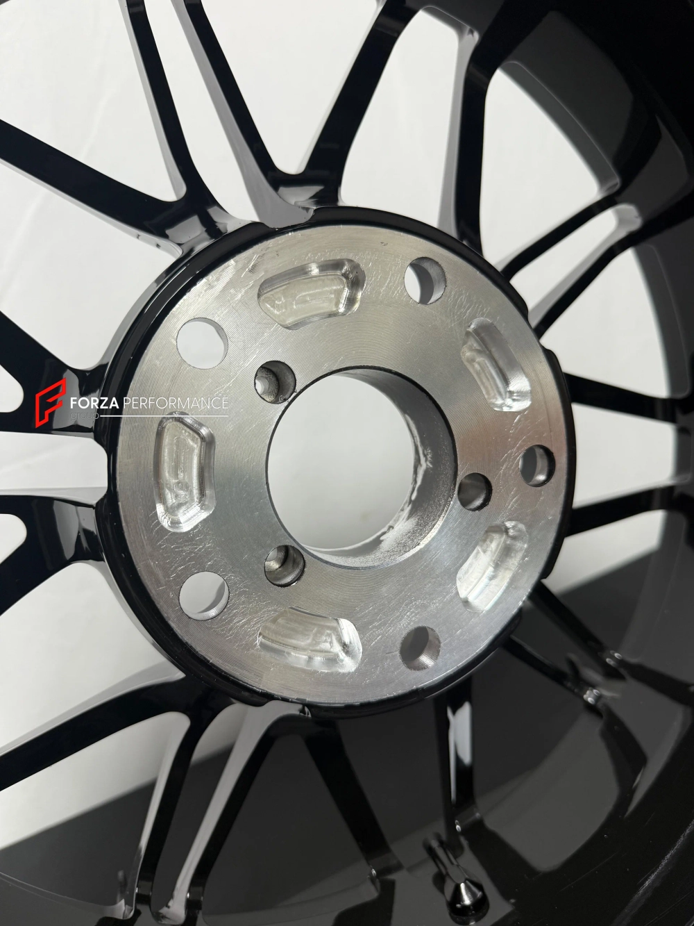 КОВАНЫЕ ДИСКИ ДЛЯ TRIUMPH ROCKET 3 GT 2023