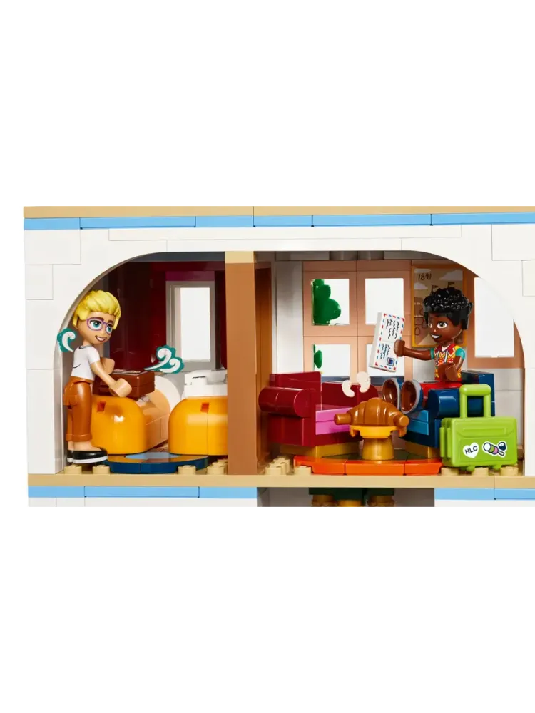 Конструктор Friends 42638 Замок с местом для отдыха