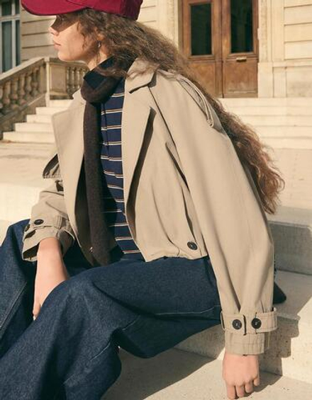 BERSHKA Короткая куртка-тренч с воздушным эффектом, цвет верблюжьей шерсти