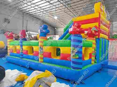 Надувной батут «Звериный мир» с горкой и аркой,с сеткой на входе 7*5*4,2 м