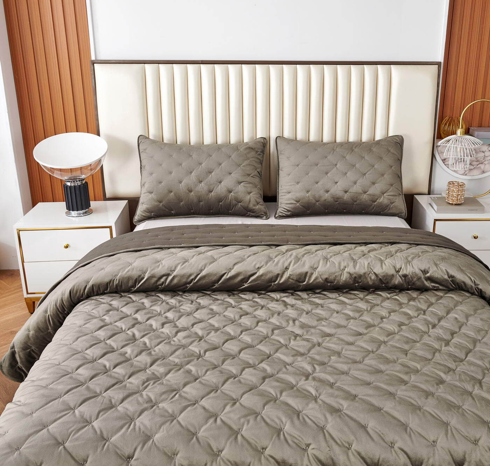 Покрывало 240x260 Sofi De MarkO Лея светло-серое