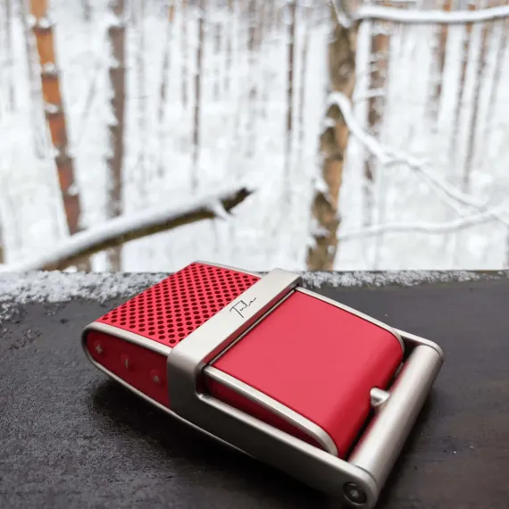 Tula Mic Red