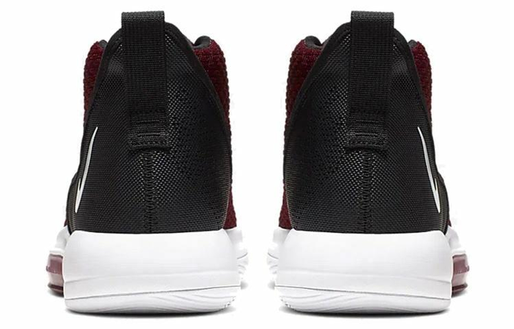 Кроссовки Nike Zoom Rize 1