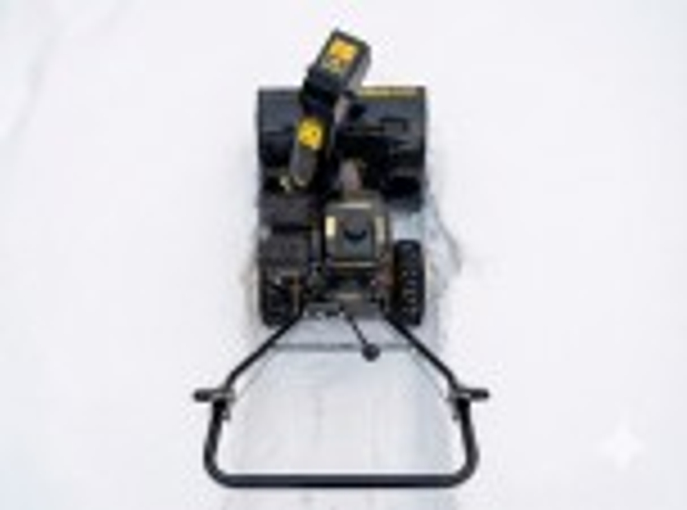 Снегоуборщик бензиновый CHAMPION ST656