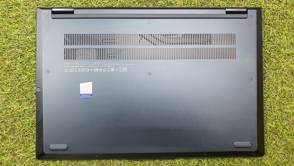 Ультрабук Lenovo i5-11/8Gb/FHD/Multi-touch