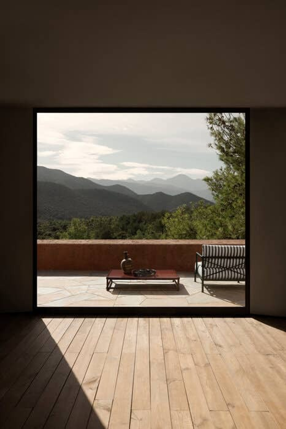 Столик B&B Italia Nooch