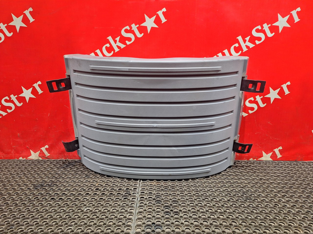 Крыло заднее верхняя часть