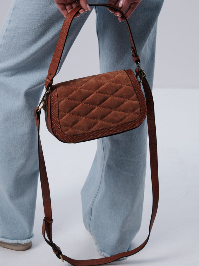 Сумка замшевая на плечо коричневая