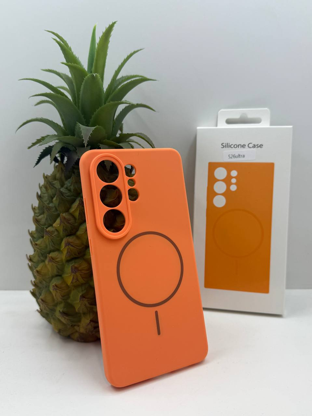 Накладка SILICONE CASE c MagSafe для Samsung S26