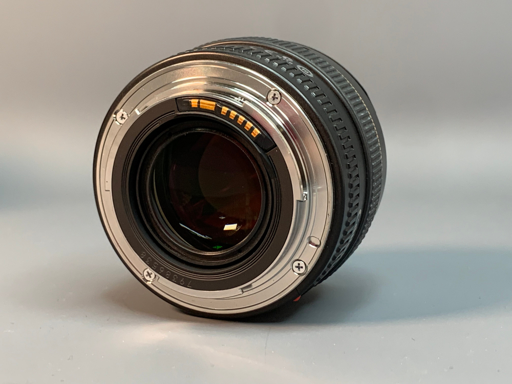 Canon EF 50mm f/1.4 USM