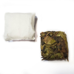 59204.2 Чай прессованный улун "Шуйсянь", маленький квадрат, блок 18 шт