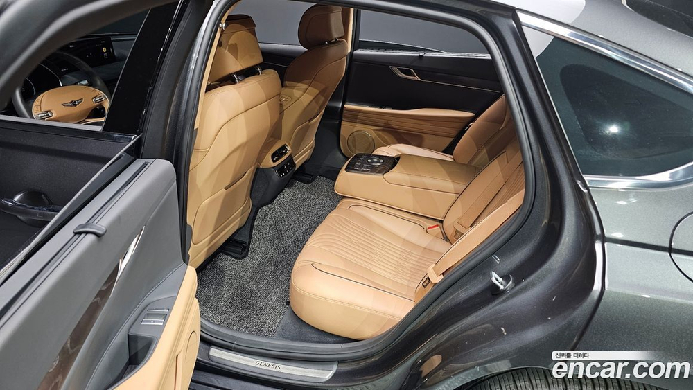Genesis G80 (RG3) Бензин 2.5 Turbo AWD (06.2020)