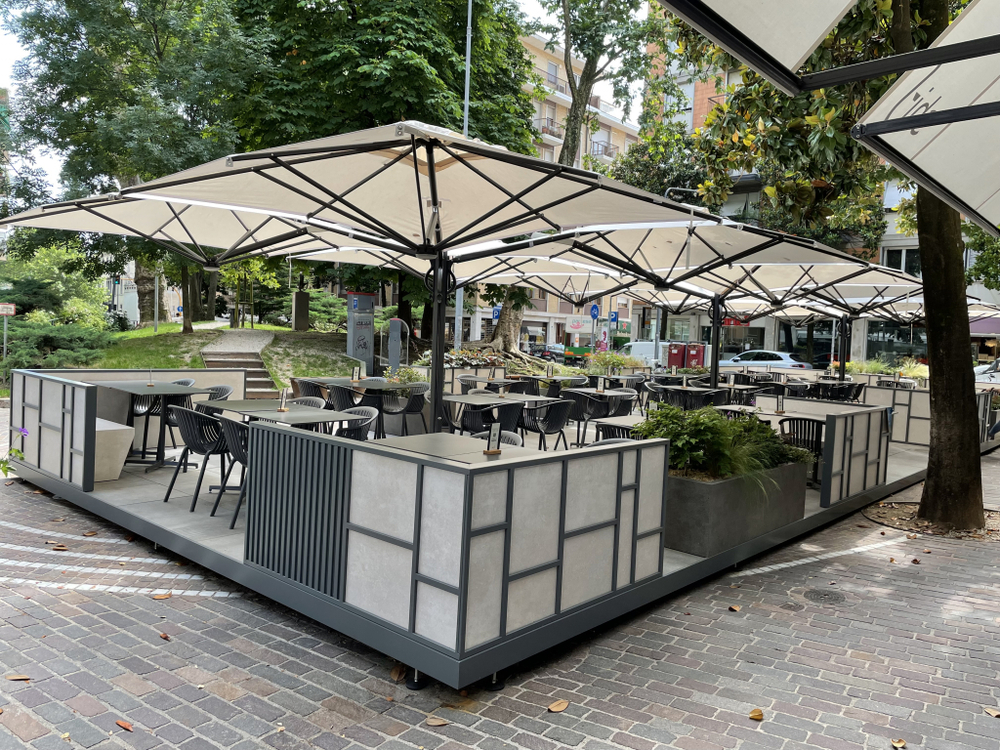 Зонт профессиональный четырехкупольный 6х6 м Scolaro Galaxia Quattro Carbon, антрацит, белый