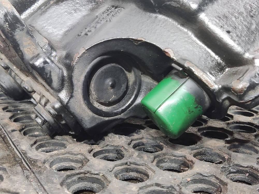 Суппорт задний левый 2018г.